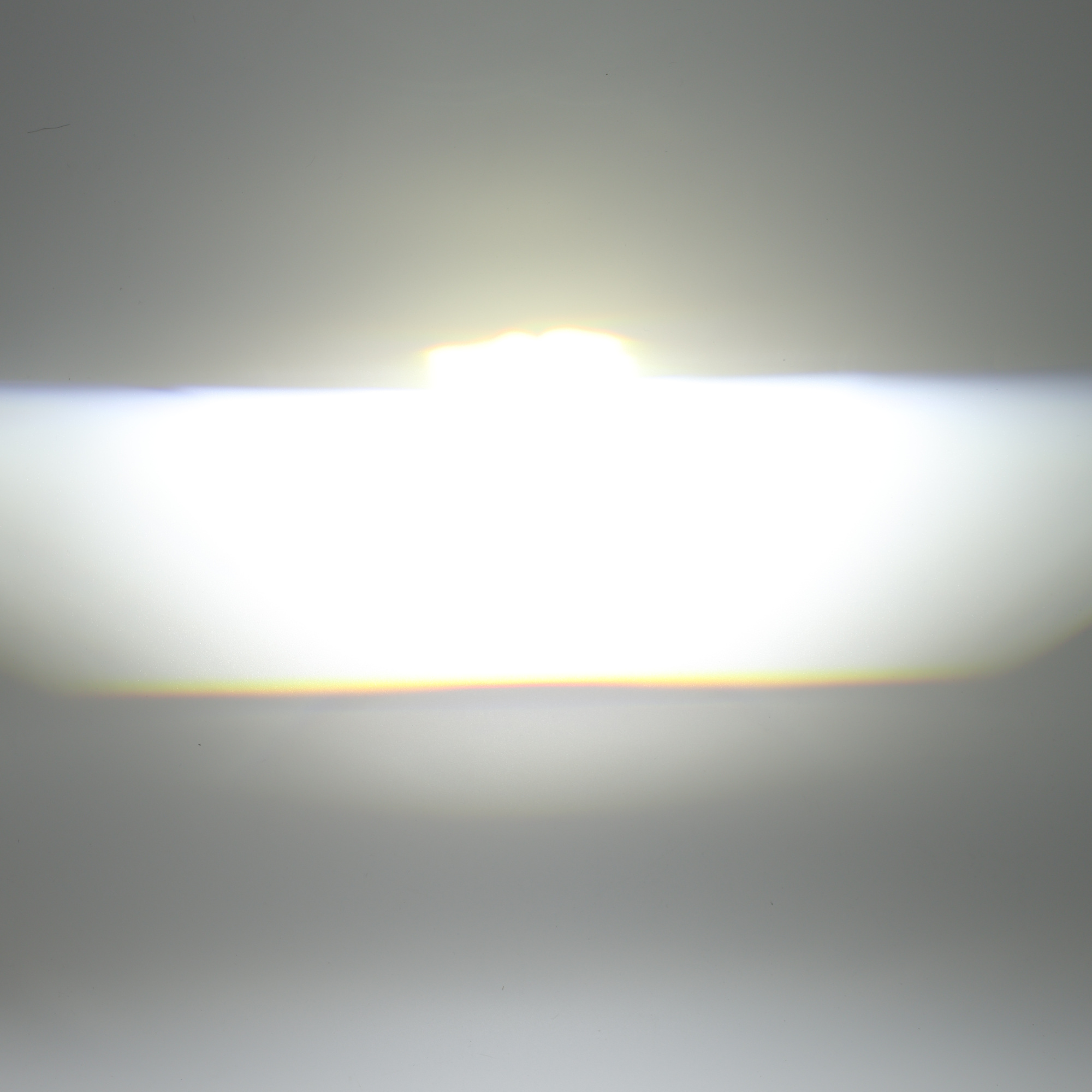 ��-��� (Bi-Led) ����� X-LED X8 Edison 3.0 6000�